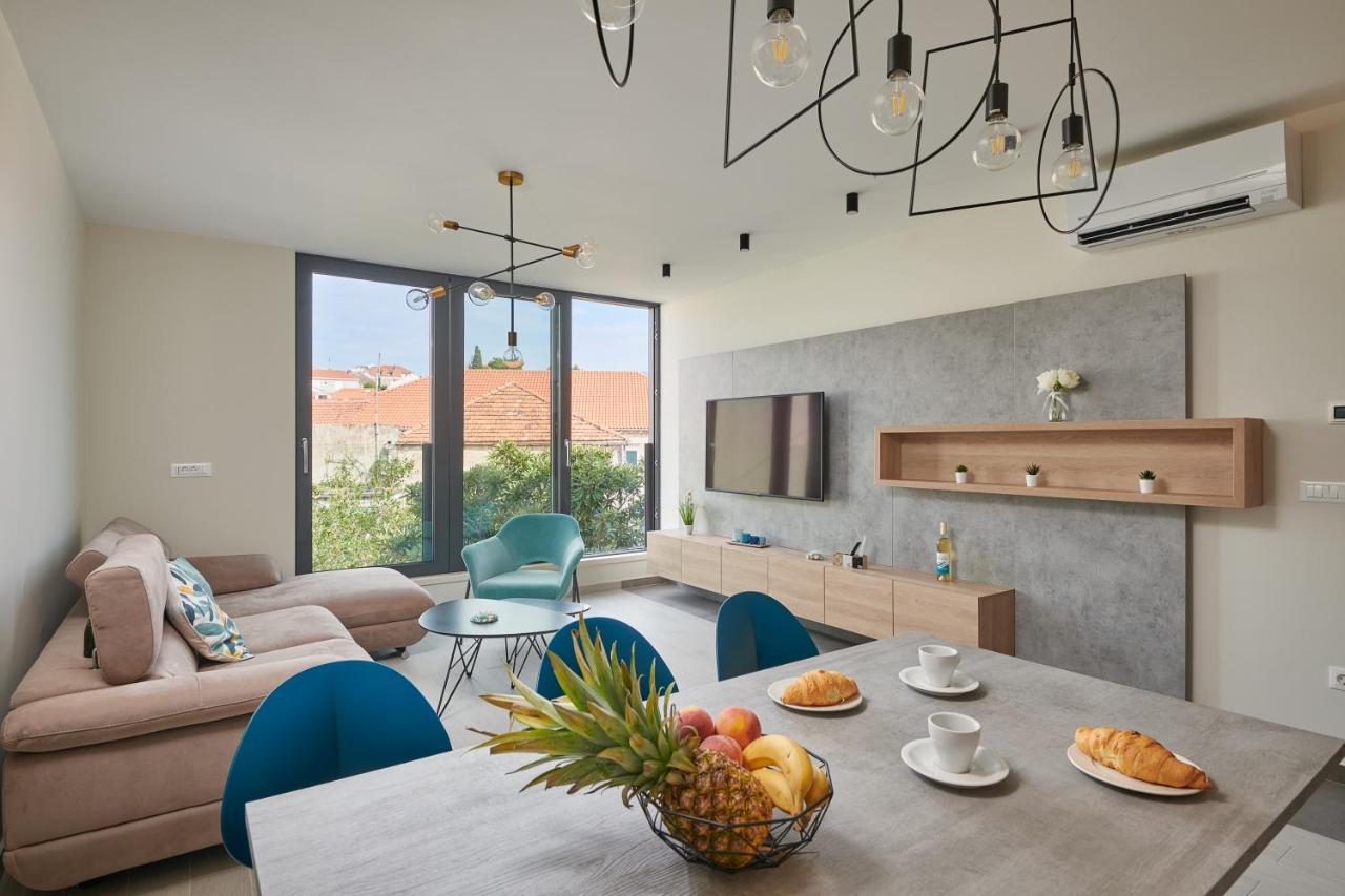 Tiffany Apartments 챠브타트 외부 사진