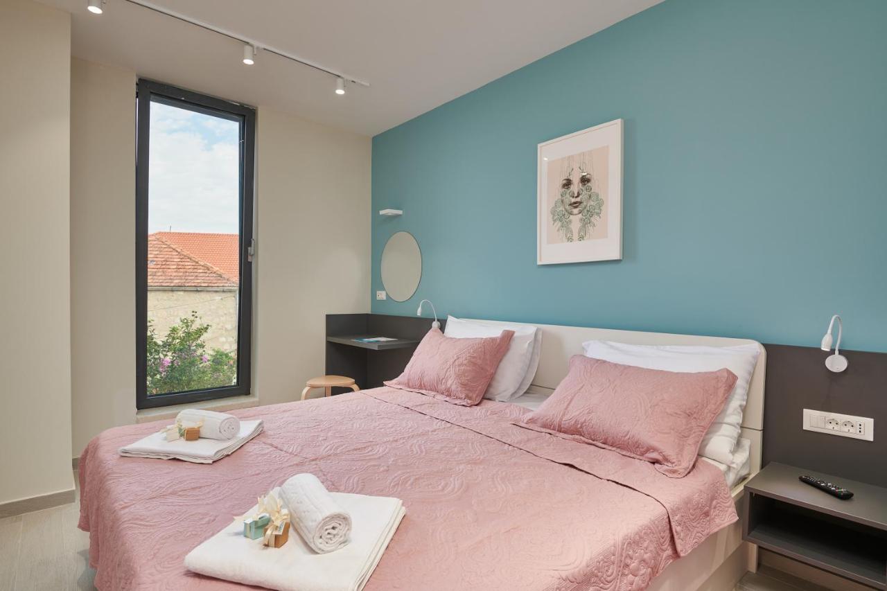 Tiffany Apartments 챠브타트 외부 사진