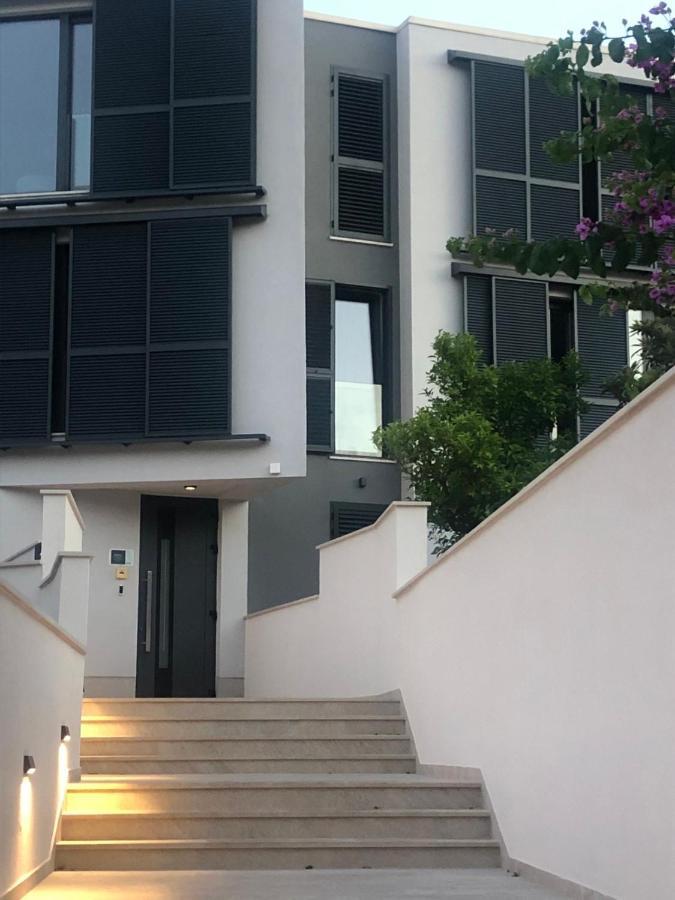 Tiffany Apartments 챠브타트 외부 사진